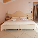 Raggio Di Luce Hotel 4*
