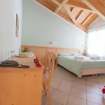 Raggio Di Luce Hotel 4*