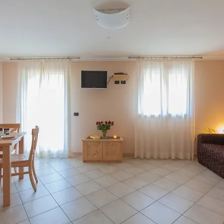 Raggio Di Luce Hotel 4*