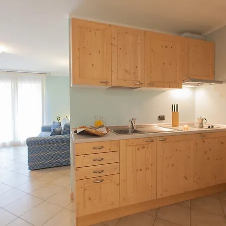 Raggio Di Luce Otel 4*