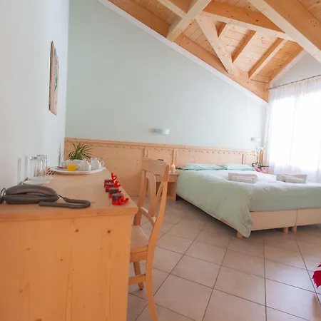 Raggio Di Luce Otel 4*